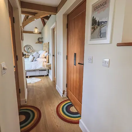 Oversands * Grange-over-Sands